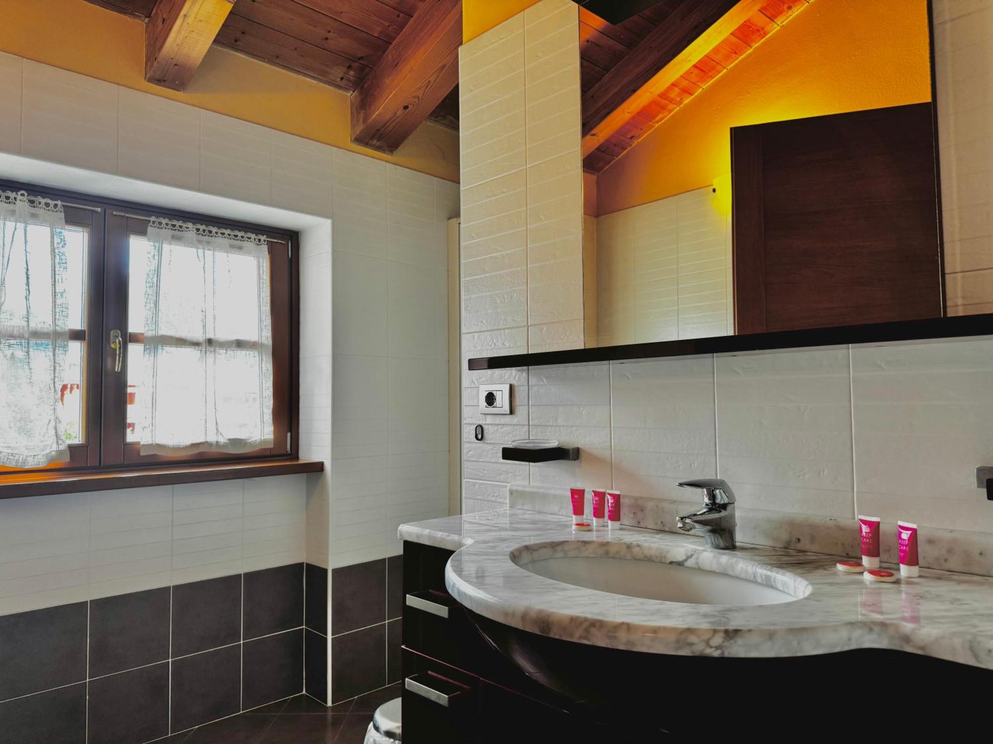 Sweet Spot Aparthotel Riva del Garda Luaran gambar